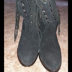 BLACK SUEDE FRINGE BOOTS SIZE 6 1/2